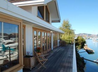212 Trinidad Dr, Belvedere Tiburon, CA