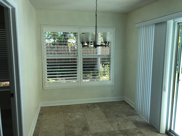 3160 NW 6th Ave — Photo 14
