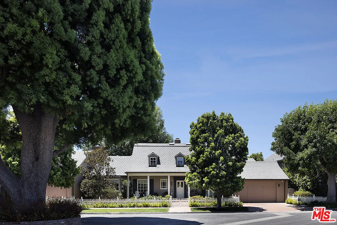 6 bed, 9.0 bath, 6581 sqft, $60,000 — Photo 1