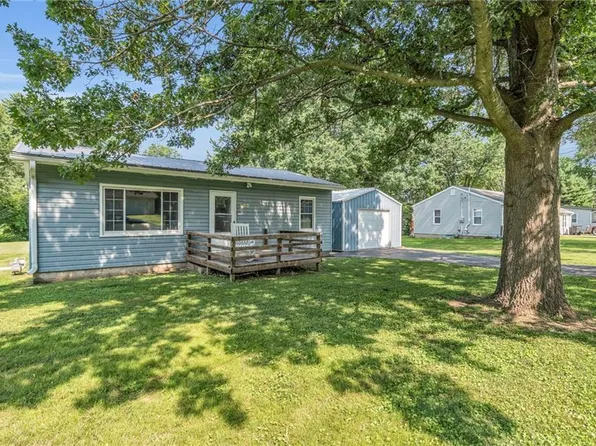 500 N Institute St, Richmond, MO 64085