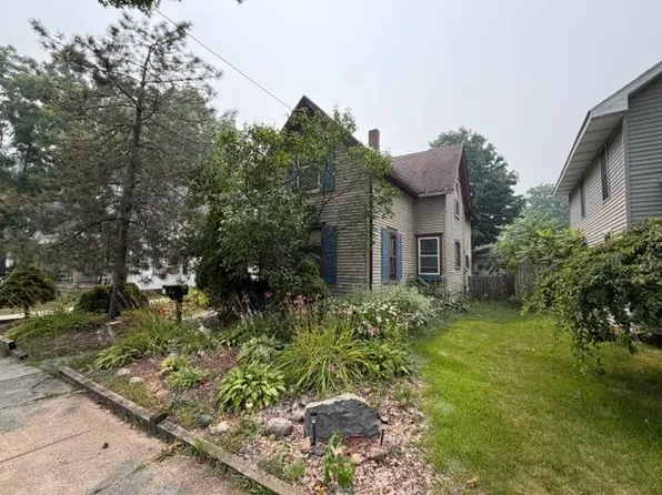 220 Prairie St, Charlotte, MI 48813