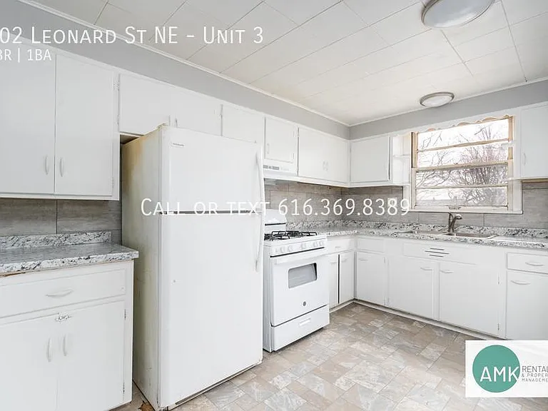 202 Leonard St NE #3 — Photo 9