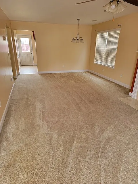 1st RENTAL — Photo 3
