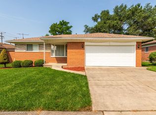 11317 Sarasota, Redford, MI 48239