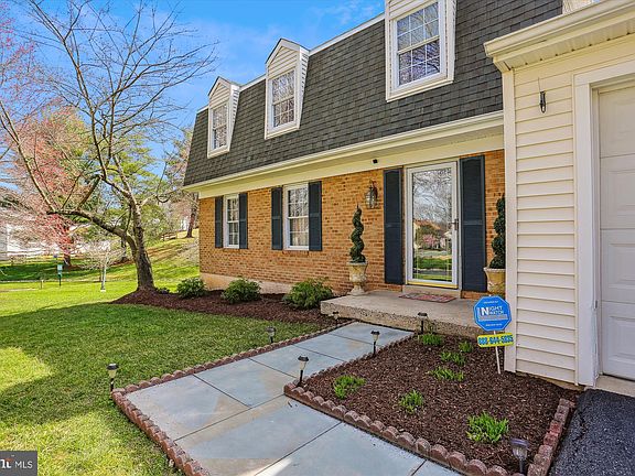 2nd image of 7404 Oskaloosa Dr