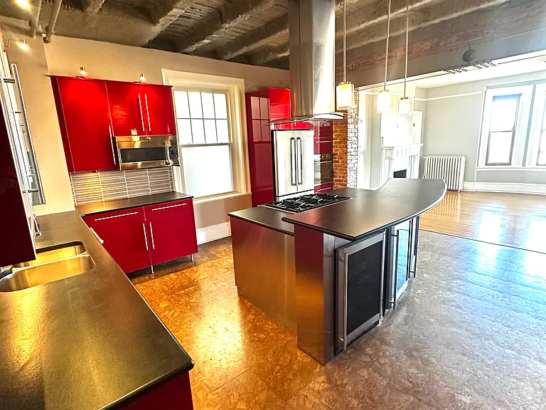 352 State St #6A — Photo 8
