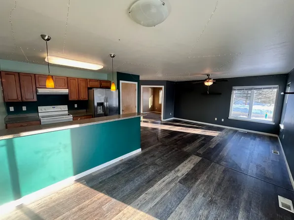 3905 Thompson Ave, Anchorage, AK 99508