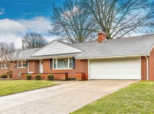 2300 Burnham Rd, Akron, OH 44333