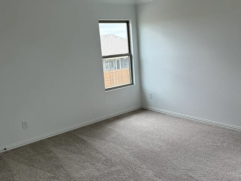 768 Waterhouse Lake Dr — Photo 8