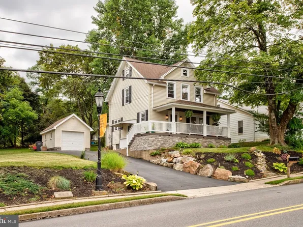 276 E Pine Grove Rd, State College, PA 16801