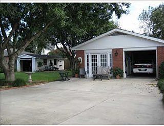 2nd image of 4008 Fairfield St