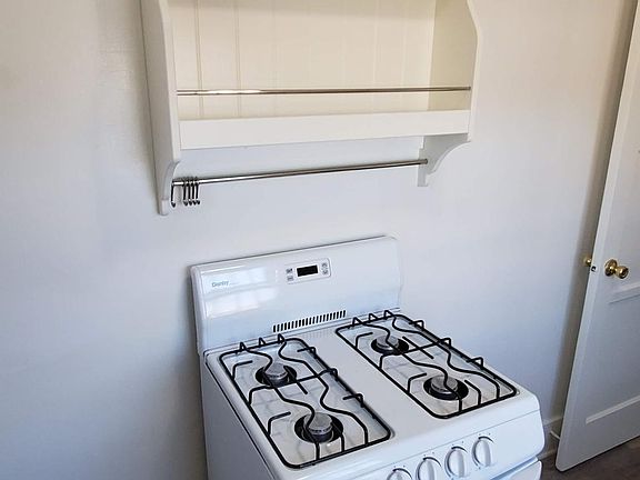 5th image of 1234 N McCadden Pl