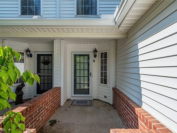 2nd image of 36445 S Reserve Cir