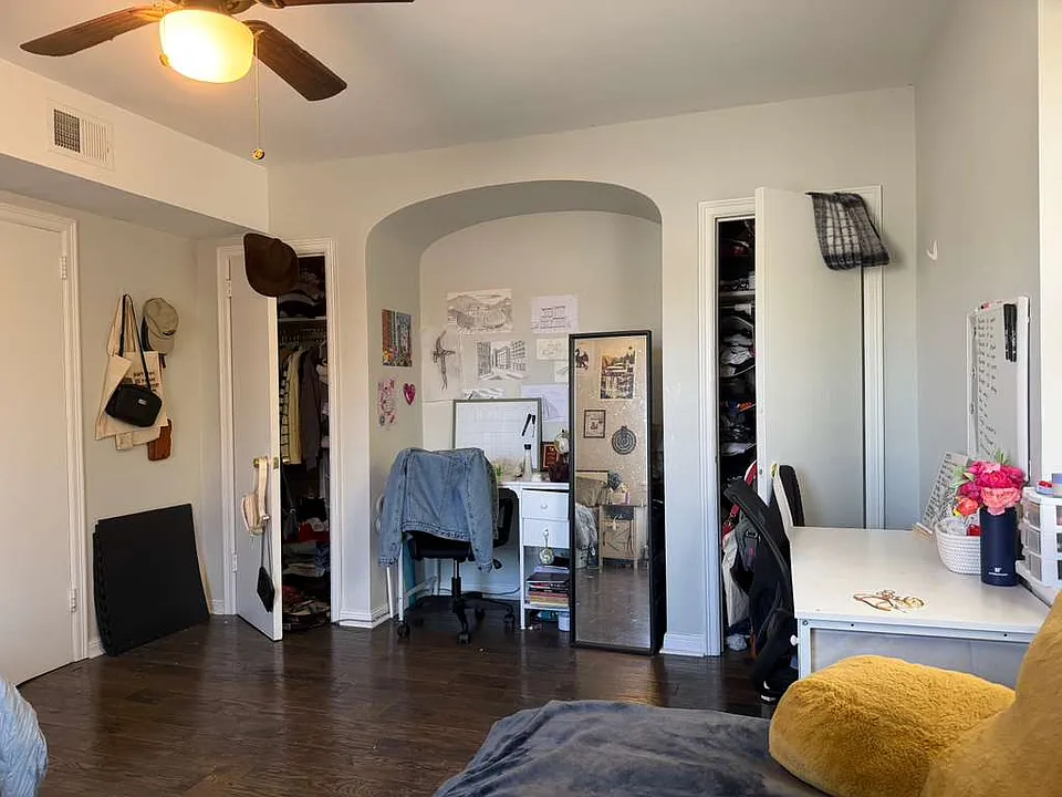 203 Sycamore Ave #E2