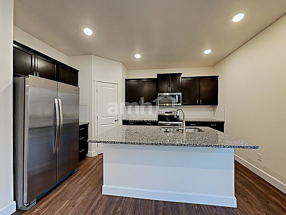 5th image of 19207 15th Avenue Ct E