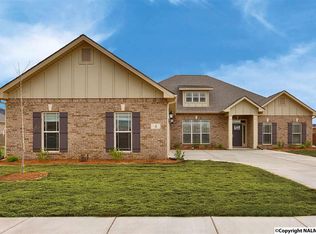 4 Juglans Dr, Huntsville, AL 35824