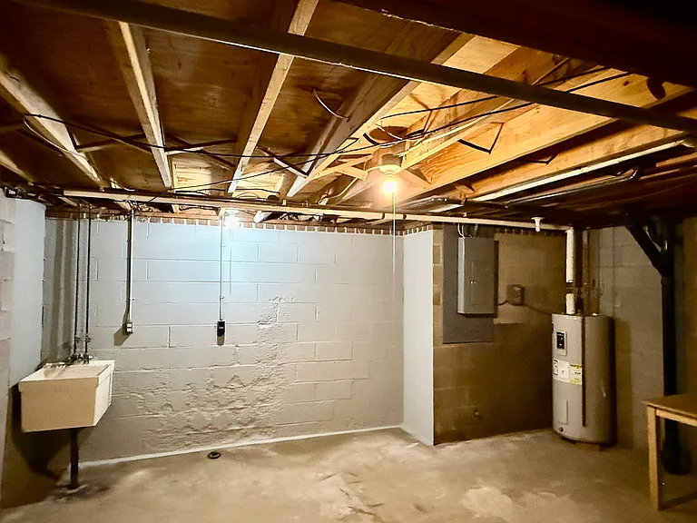 2255 Congo St — Photo 23
