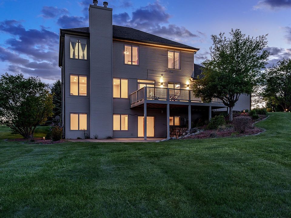はる 12807 Skyline Dr, Roscoe, IL 61073 | Zillow