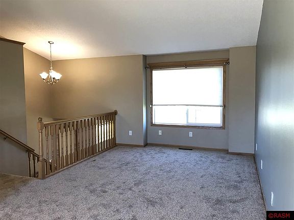 5th image of 101 Doral Dr