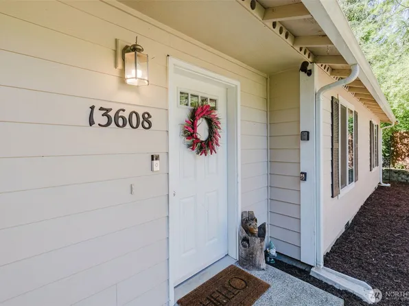 13608 132nd Street Ct NW, Gig Harbor, WA 98329