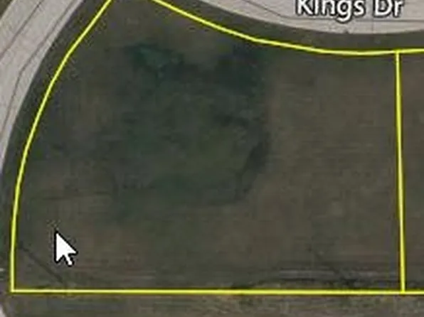 951 Kings Dr, Brownsville, WI 53006
