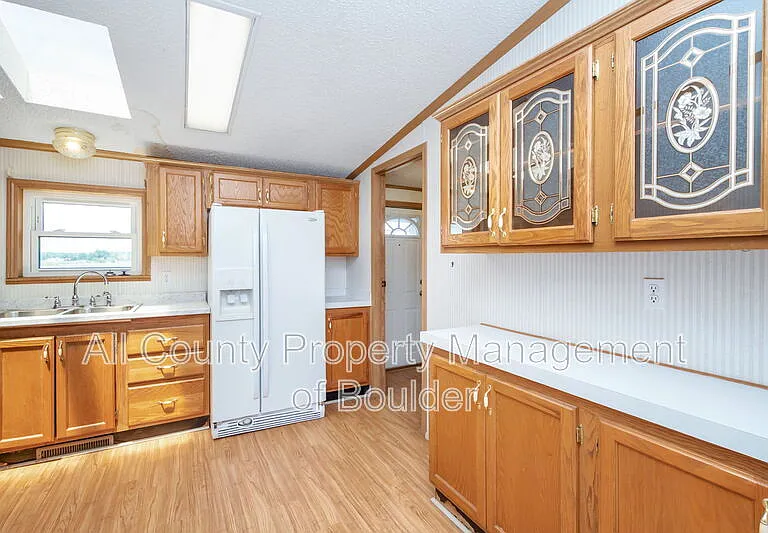 10503 Isabelle Rd — Photo 6