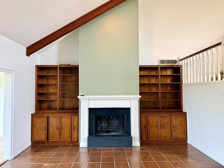 511 Fairway Dr — Photo 10