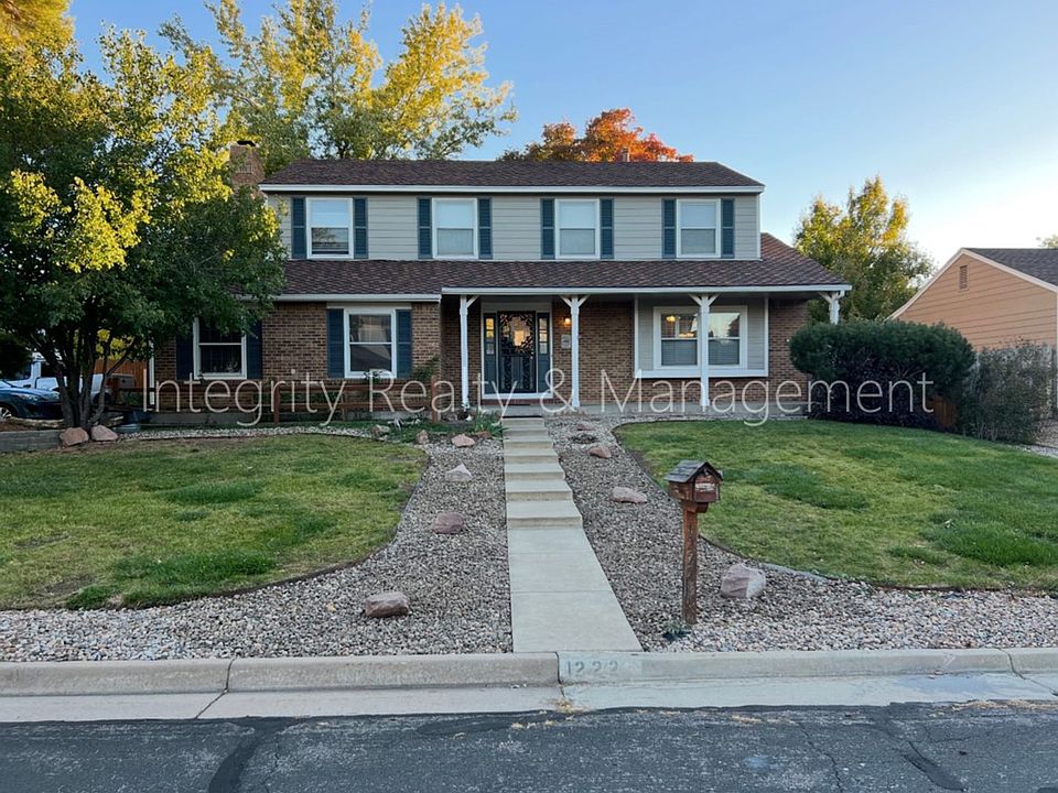 1st image of 1222 W Kettle Ave