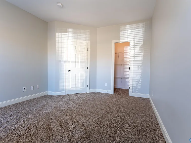 525 W Mossyleaf Dr SW — Photo 6