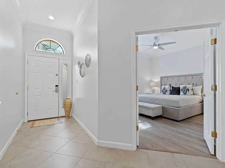 5280 Tivoli Dr — Photo 7