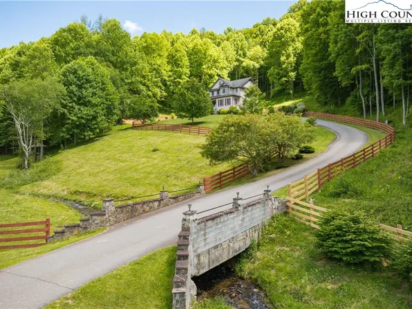 1527 Mabel School Road, Zionville, NC 28698