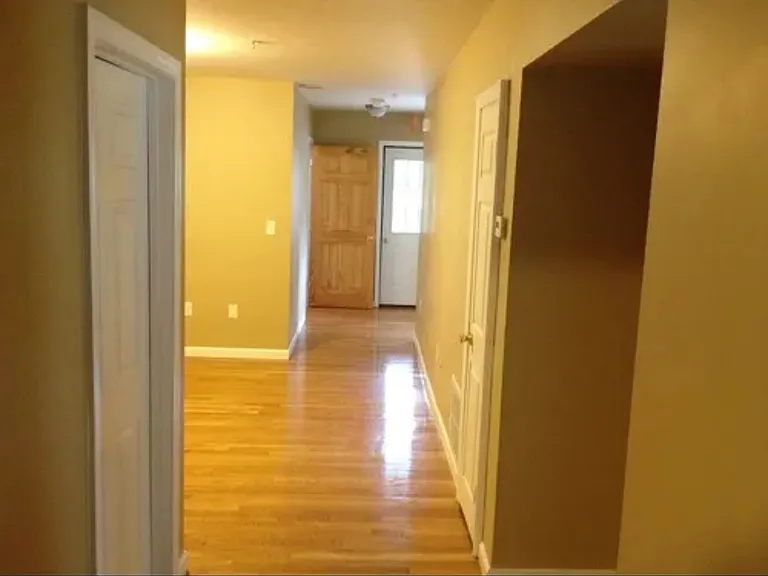703 Hyde Park Ave #2 — Photo 5