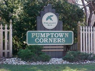 63 Pheasant Run, Edison, NJ 08820