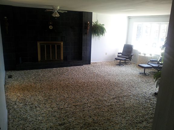 Family room, gas fireplace