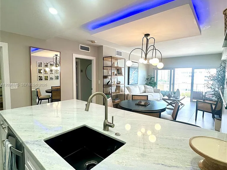 1980 S Ocean Dr #8D — Photo 7