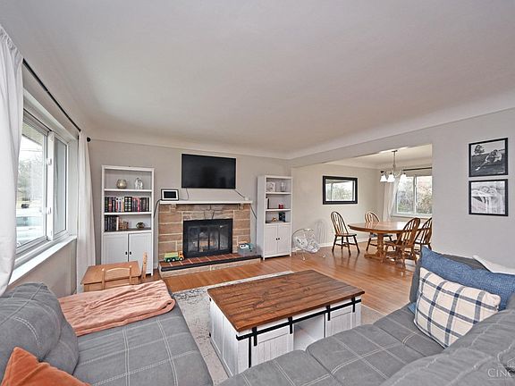 5th image of 6970 Moorfield Dr