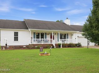 2345 Mayfield Drive, Winterville, NC 28590