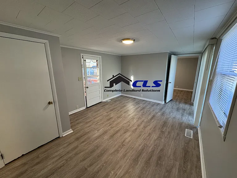 Living Room #2 - Back/Side Entry