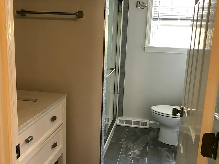 107-109 Commercial St #1 — Photo 20
