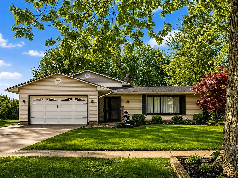 8806 Norwood Dr — Photo 31