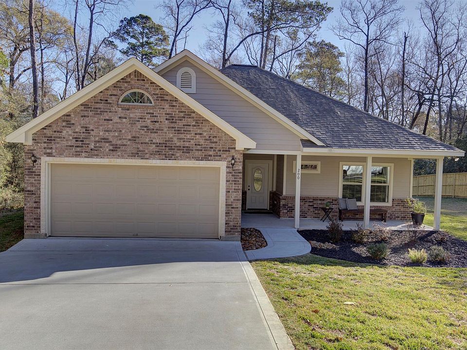 1st image of 200 Broadmoor Dr