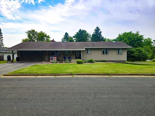 216 Phillips Ave W #W, Ladysmith, WI 54848