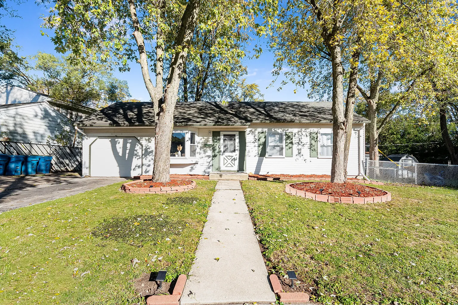 223 Christine Ct photo 1