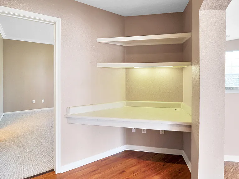 Stone Manor Apartment Homes — Photo 17