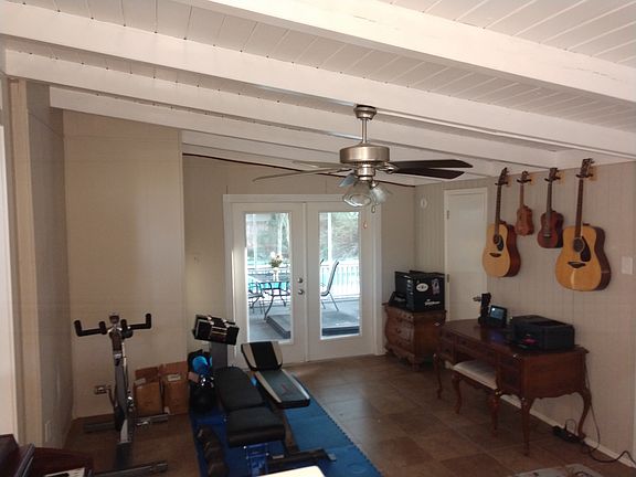 5th image of 329 Fairpoint Dr