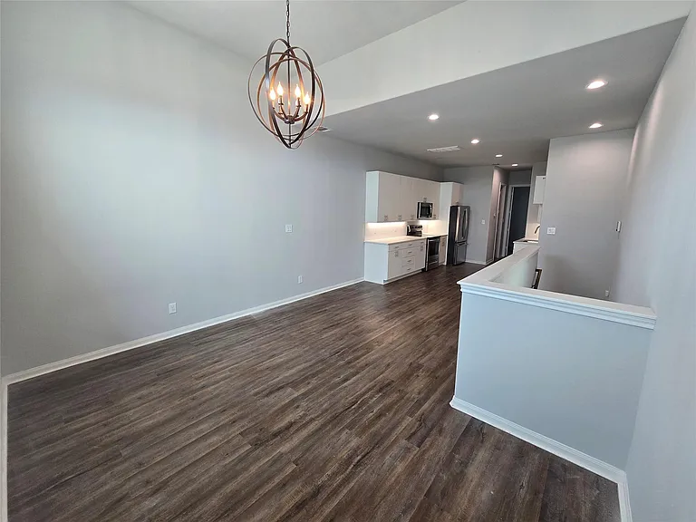 4902 Paradigm Ln — Photo 6