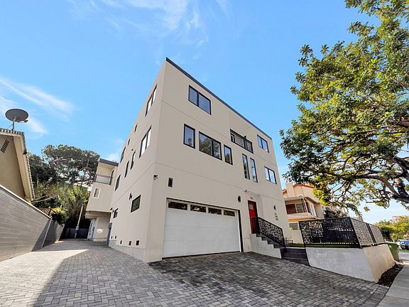 3rd image of 7108 Ramsgate Ave #1/2