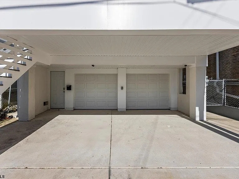 27 S Little Rock Ave — Photo 5