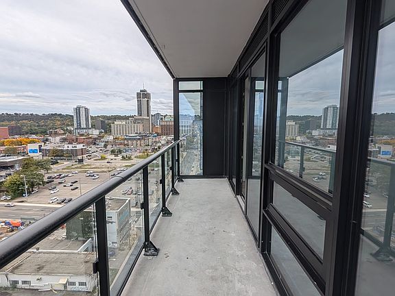 4th image of 101 John St S #1212