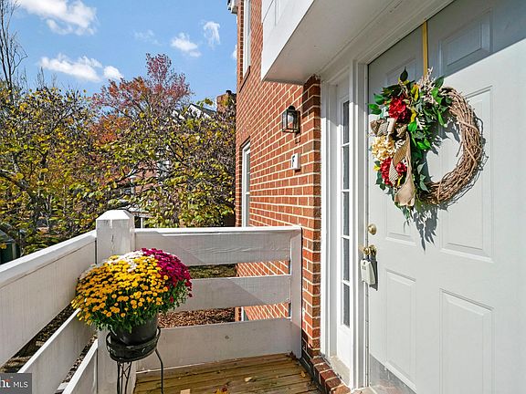 2nd image of 3152 Covewood Ct #3152F
